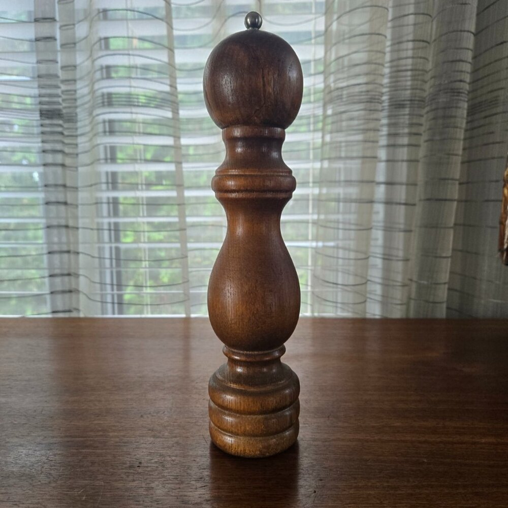 Catalina VTG Wood Pepper Mill 11.5" signed